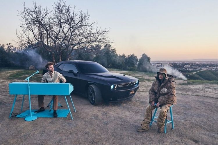 Apple TV+ 原创纪录片《怪奇比莉 Billie Eilish:我眼中的迷蒙世界》 the-worlds-a-little-blurry