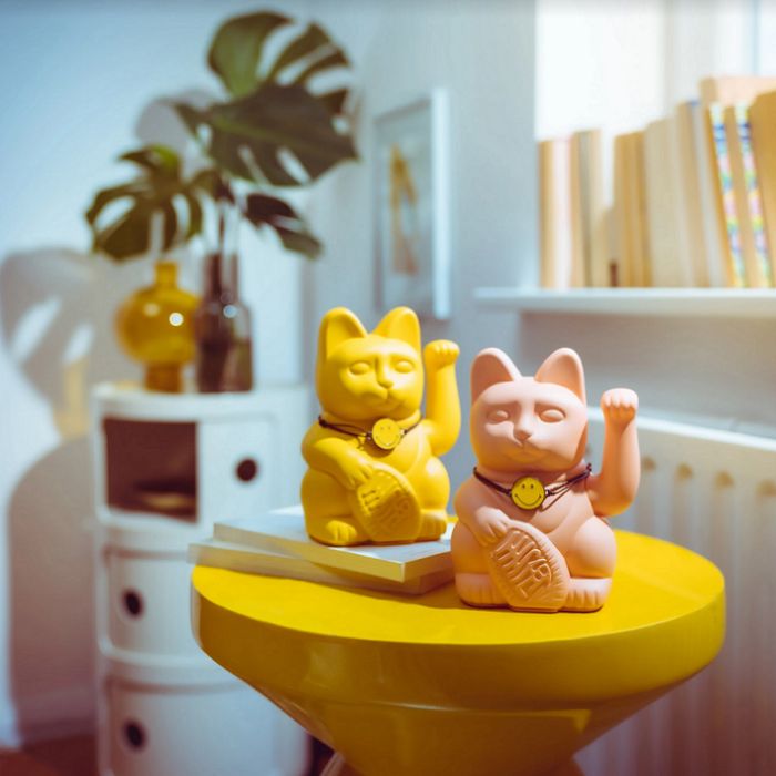 DONKEY PRODUCTS 與 SMILEY 黃色笑臉設計品牌