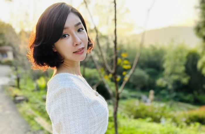 许伊妃 礼仪师 和光里