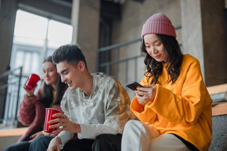檢視《那些愛情裡, 我們所受過的傷》:4種改善自卑的方法,讓你在感情世界撥雲見日