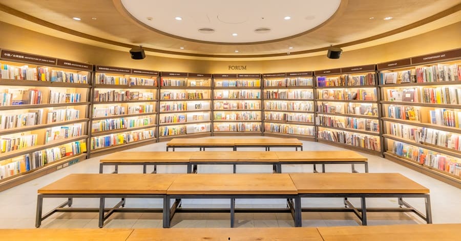 藝術日光前廣場（第三廣場）